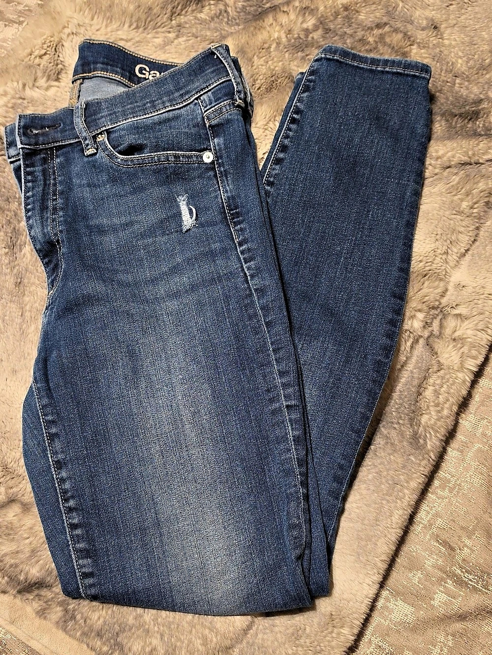 Gap Resolution True Skinny High Rise Distressed Blue Waist 28